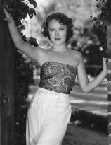 Fay Wray at her Malibu, California home in 1932