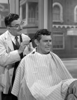 Floyd gives Andy a haircut