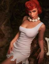 Wilma Flintstone cosplay