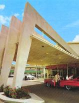 On the raod - Motel Postcard