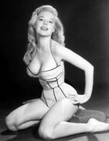 Pin-Up Betty Brosmer