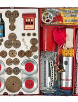 1960 Gilbert Erector The Amusement Park Set - open