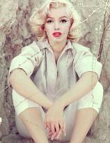 Marilyn Monroe photographed by Milton Greene 1953