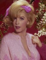 Stella Stevens - Pretty In Pink