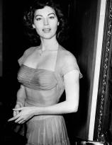 Ava Gardner at the London premiere of The Dancing Years, 1950