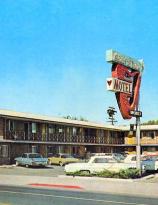 Heart and Town Motel Postcard