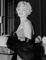 Marilyn Monroe attending the premiere of Gigi in 1957