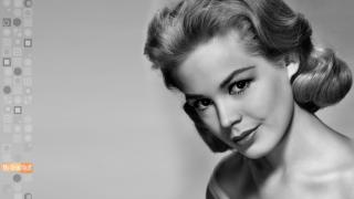 Sandra Dee 03