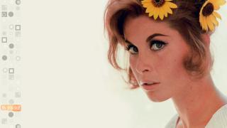 Stefanie Powers 01