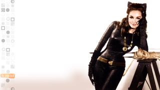 Catwoman 09